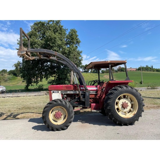 CASE IH 946 DT + CARICATORE FRONTALE  ____ TRATTORE