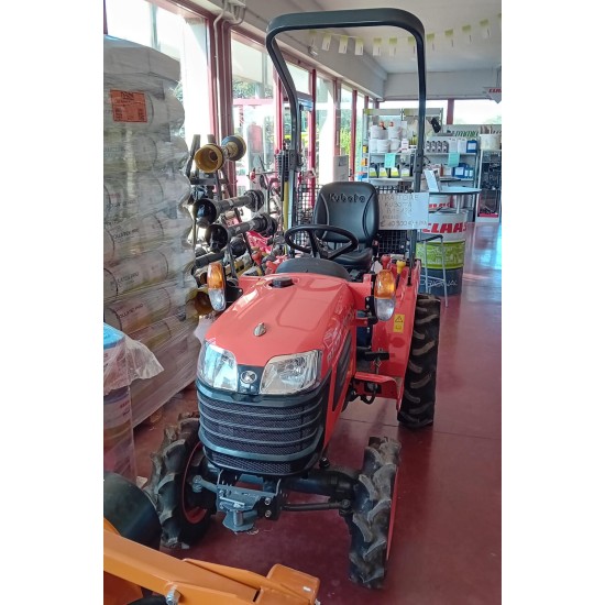 KUBOTA B1-121 __ TRATTORE